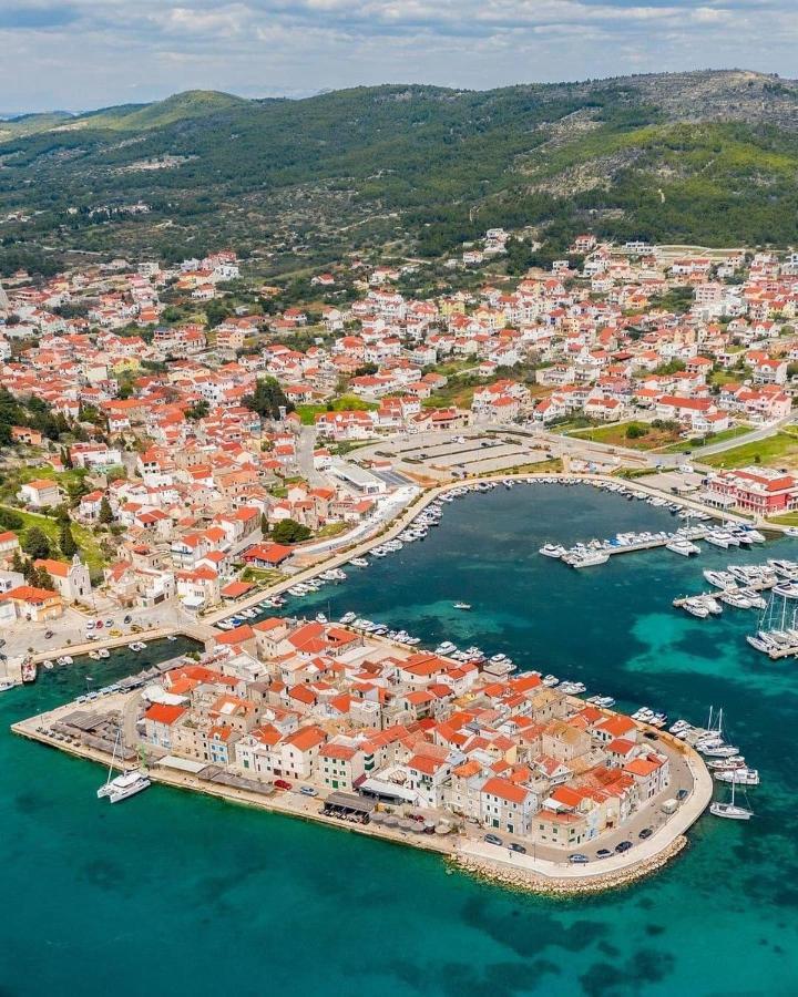 Apartmani Frane Tribalj Exteriér fotografie
